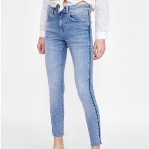 Zara Mid Rise Green Side Stripe Skinny Jeans Size 8